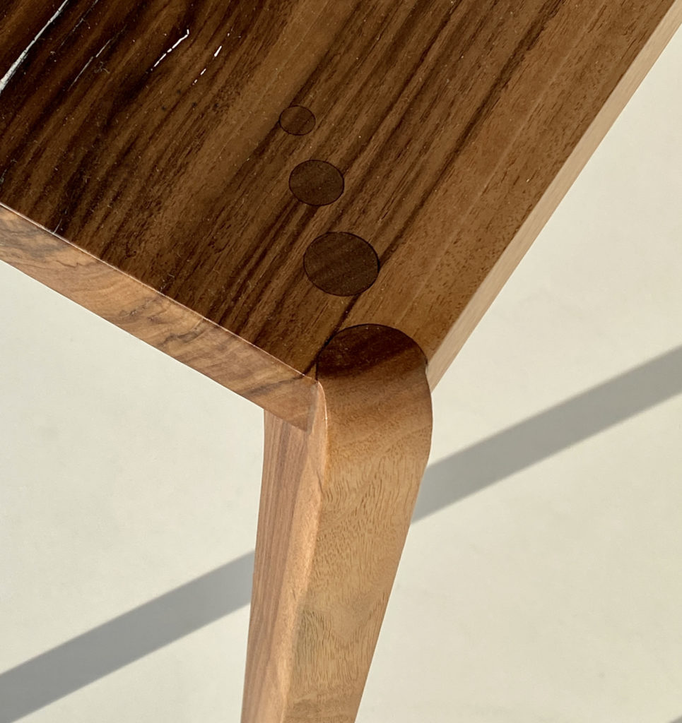 assemblage des pieds façon Tenons Mortaises