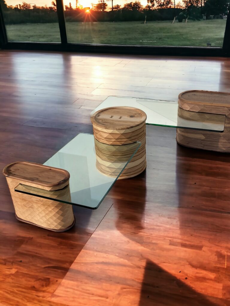 une table basse aux larges dimensions