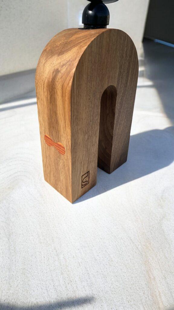 base de lampe en bois